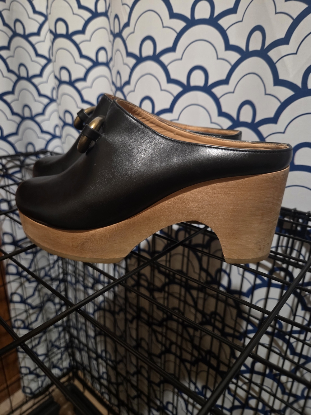 FRAME Le Ione Black Leather Wooden Wedge Clogs - Size 37 (US 7) - Picture 4 of 5